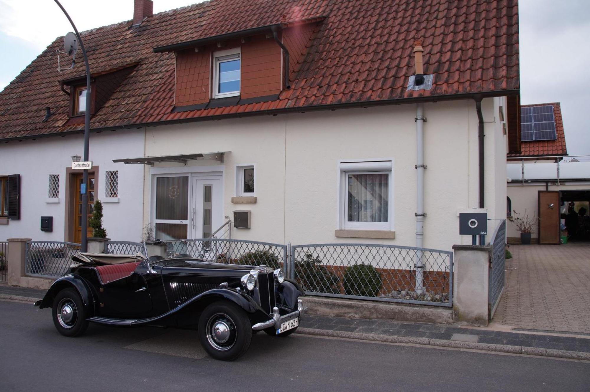 Stahler'S "Auszeit An Der Weinstrasse" Daire Landau in der Pfalz Dış mekan fotoğraf